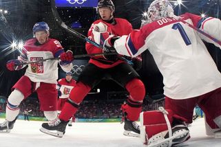 Čeští hokejisté potrápili favorita, s Kanadou padli až v prodloužení - Seznam Zprávy