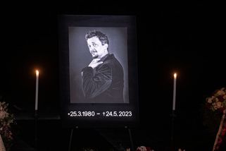 Tajný pohřeb herce Heribana: Vzkaz rodičů vhání slzy, vdovu podpírali. Speciální loučení kolegů