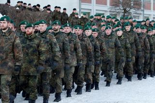 Německo si schválilo nová pravidla odvodů, studenti protestují - Novinky