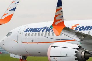 Zmatek kolem letu z Ammánu. Stát říká, že byl zdarma. Cestující, že podepisovali závazek k platbě - Echo24.cz