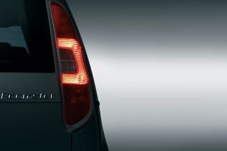 Takto mohl vypadat nástupce Škody Roomster. Nezaměnitelná boční linie nechybí - Garáž.cz