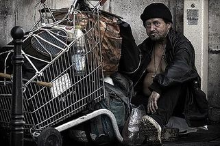 Práce v sociálních službách není pro každého - Médium.cz