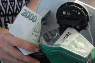 Emisní povolenky se pro domácnosti nezruší. Jak lidem zdraží běžný život? Možná i o desítky tisíc