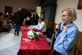 Komunisty nebereme, zní z restaurací. Stačilo! má potíže při setkáních s voliči - Seznam Zprávy