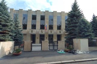 Moskva si kvůli útoku na Ruský dům v Praze předvolala českého velvyslance - Seznam Zprávy