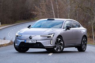 Pohodlnější než létající koberec: Volvo ES90 patří k tomu nejlepšímu, co si můžete koupit - Garáž.cz