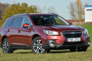 Ojetina snů? Zvýšený kombík s automatem, pohonem všech kol a hlavně naprosto neprůstřelnou technikou dostanete jen od jedné značky - Garáž.cz