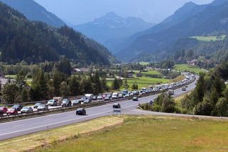 Autem k moři. Chorvati přitvrdili kontroly - Novinky