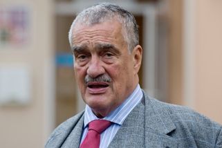 Óda na malost: Po pohřbu knížete Schwarzenberga se...