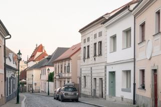 Necitlivých zásahy ze 70. let musely pryč: Rekonstrukce v historickém jádru Kutné Hory vás ohromí