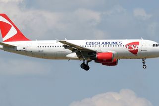 Kdo skutečně podřízl hrdlo Českým aeroliniím? Příběh pýchy a politických trafik - Médium.cz