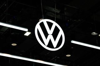 Volkswagen má opustit 50 000 lidí. Zavřete většinu továren, radí konzultanti - Echo24.cz