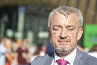 prahain.cz/politika/babisova-vlada-provadi-cirou-destrukci-tvrdi-poslanec-benda-z-ods-26664.html