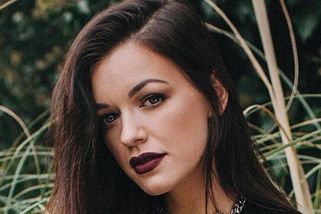 SATIRA: Jitka Boho má nový objev: Po rozchodu s Langmajerem se pochlubila neznámým fešákem - Médium.cz