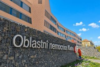 Kladenská nemocnice se dočká stovek nových parkovacích míst