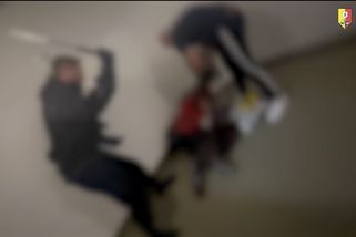 Spolu s ostrahou brutálně bil lidi v Palladiu. Tvrdí, že tam byl náhodou - Seznam Zprávy