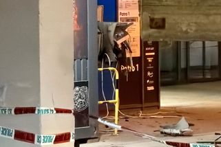 Vykradené bankomaty v Praze: Viník nejspíš použil výbušniny, na místě jsou pyrotechnici