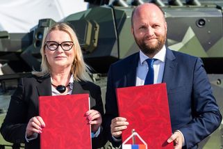 Česko a Slovensko nakoupí společně obrněnce CV90 - Novinky