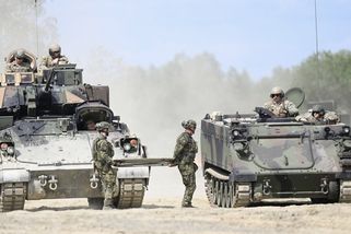 Maximálně pár týdnů. Evropa by bez USA přiliš dlouho ruské invazi vzdorovat nevydržela, varují vojenští experti