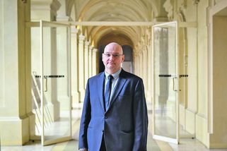 Bartuška: Ruský zákaz vývozu ropy nemá pro Česko význam. Moskvu ždímají Čína a Indie - Novinky