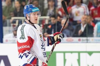 Jaškin na působení v KHL nevidí nic divného: Doufám, že na MS v Praze budu hrát za Česko. A rýpl si do Havláta - Sport.cz