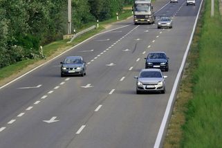 Elektroauta přestanou po dálnicích jezdit bezplatně - Portál řidiče