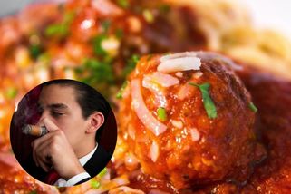 Uvařte si podle gangsterek: Masové kuličky nebo gnocchi podle Kmotra, omáčka z filmu Mafiánovi a další filmová jídla