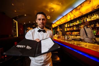 Uzákoněte dýška v hospodách, navrhuje komora. Spropitné má být součástí mzdy