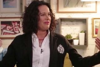 Nevěra: Jak se s ní vyrovnat? Lze zachránit vztah, v kterém se objeví nedůvěra? | Mezi námi