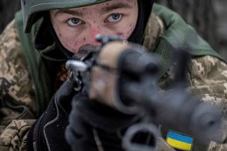 Obrana darovala Ukrajině zbraně za sedm miliard. Jako kompenzaci získá techniku za 19 miliard - Novinky