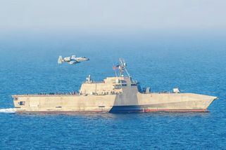 USA proti Íránu nasazují i letité stroje A-10 a B-52 - Novinky