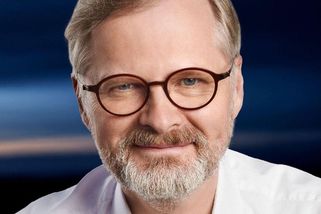 Vláda Petra Fialy odchází. S ní i slušnost i zodpovědná politika - Médium.cz