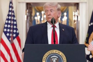 USA začnou v Íránu ničit elektrárny a mosty, prohlásil Trump