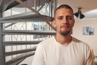 Českého bojovníka na Ukrajině viní z rabování. Hrozí mu dvacet let vězení - Seznam Zprávy