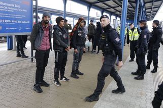 Migrantů vrácených z Německa do Česka pomalu přibývá - Novinky