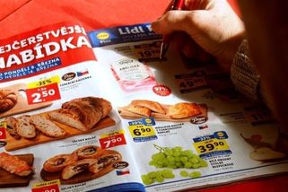 „Začalo to nevinně, teď nedokáže přestat,“ popisuje manželčinu závislost, která ničí rodinný život