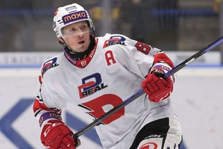 Pardubické béčko vstoupilo do předkola lépe, Zlín je na pokraji vyřazení - Sport.cz