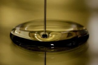 Uvolnění obřích zásob ropy nepomohlo. Svět zažil měsíc, jaký moderní historie nepamatuje