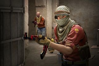 Counter-Strike 2 upravuje základní mechaniku. Přebíjení bez rozmyslu vás potrestá ztrátou munice