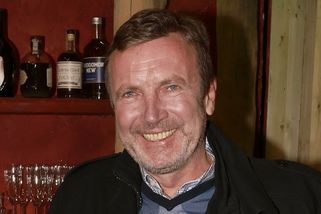 Herec Zdeněk Mahdal má extrémně nízký důchod, částka působí spíš jako výsměch. „Bez dabingu bych nevyšel,“ říká smutně