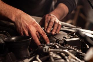 Mzda automechanika v Česku a roce 2025 - Portál řidiče