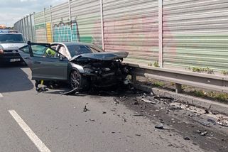 Čelní střet aut v Ostravě, čtyři zranění včetně dítěte - Novinky