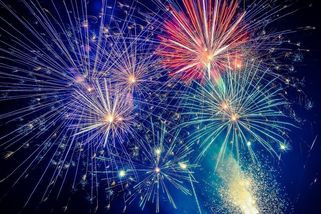 V tichu a ohleduplně. Většina měst přivítá rok 2025 bez ohňostroje - Seznam Zprávy