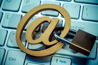 Smí zaměstnavatel číst vaše maily? Může to být legitimní, říká ke sporu expert - Seznam Zprávy