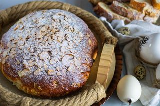 Tradiční kynutý mazanec s námi zvládnete upéct i na poslední chvíli | Apetit