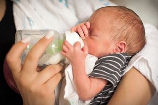 Hlavní hygienička: Varovali jsme kvůli kojeneckému mléku pozdě - Seznam Zprávy