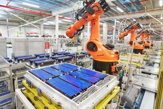 Škoda v Mladé Boleslavi spustila výrobu baterií v nové hale, má být pilířem strategie Volkswagenu