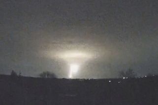 Blbeček, reagoval Zelenskyj na Putinův návrh „experimentálního“ úderu na Kyjev - Novinky