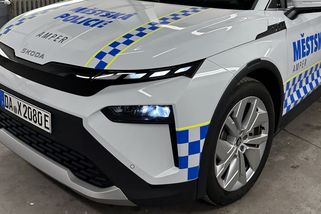 Taková policejní škodovka tu ještě nebyla! Řady městských strážníků může rozšířit i další dosud nevídaný kousek - Garáž.cz