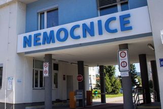 Opilý primář vyšetřoval děti ve Vsetínské nemocnici - Novinky